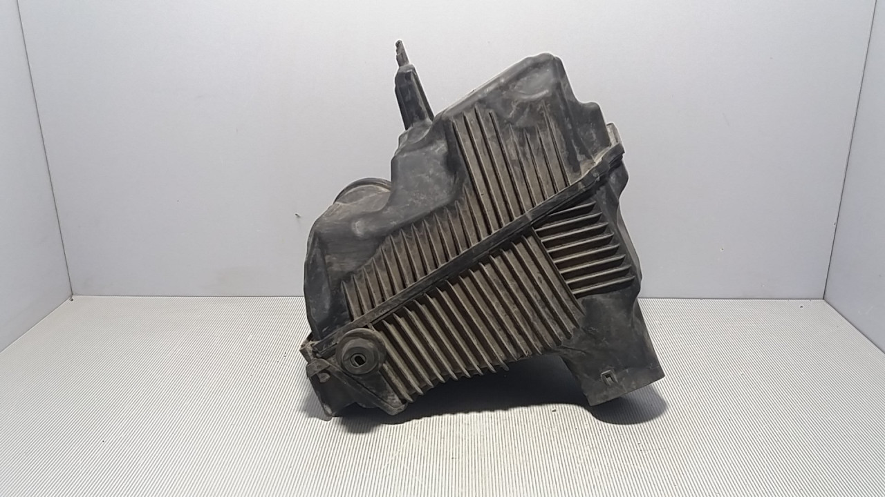 KUCISTE FILTERA ZRAKA RENAULT GRAND SCENIC > 03-06 8200