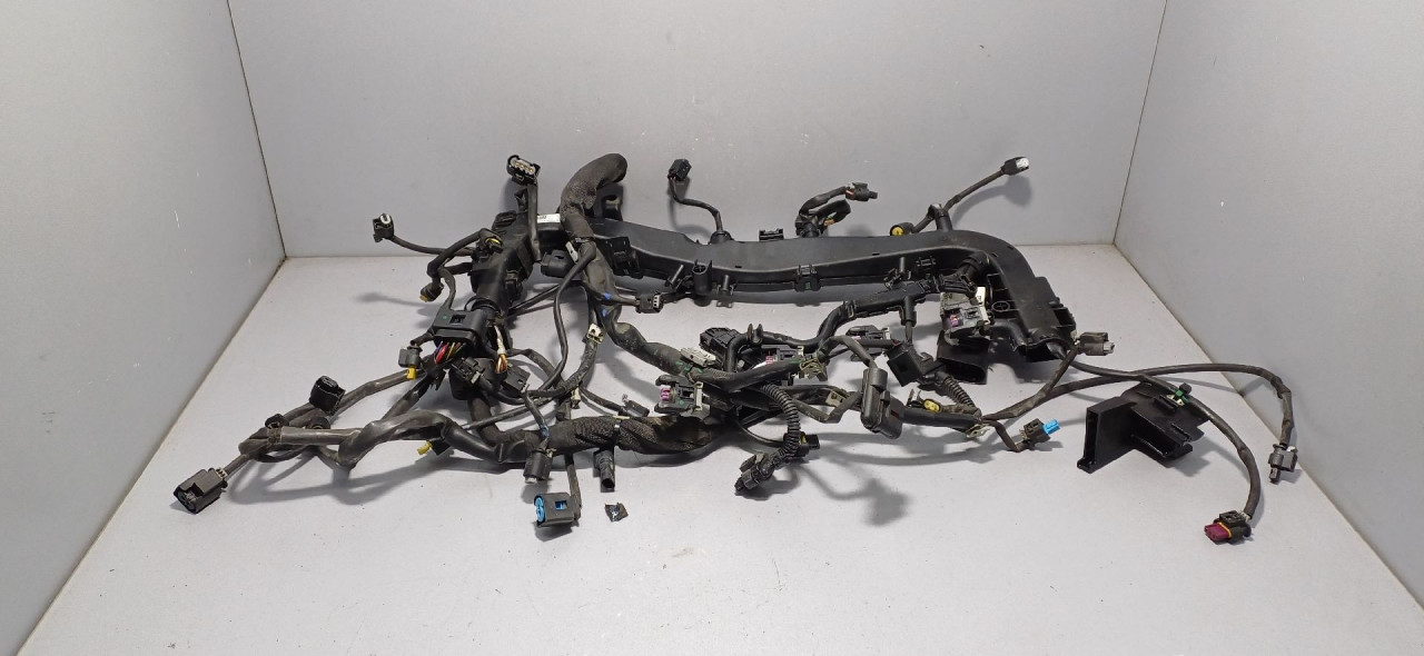 INSTALACIJA MERCEDES C KLASA (W205/S205) > 14-18 A65101
