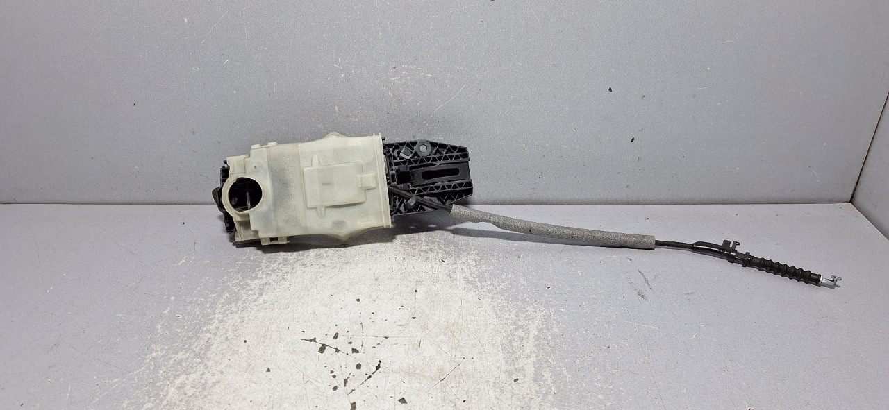 RUCKA VRATA SKODA OCTAVIA > 13-16 5L0837885C