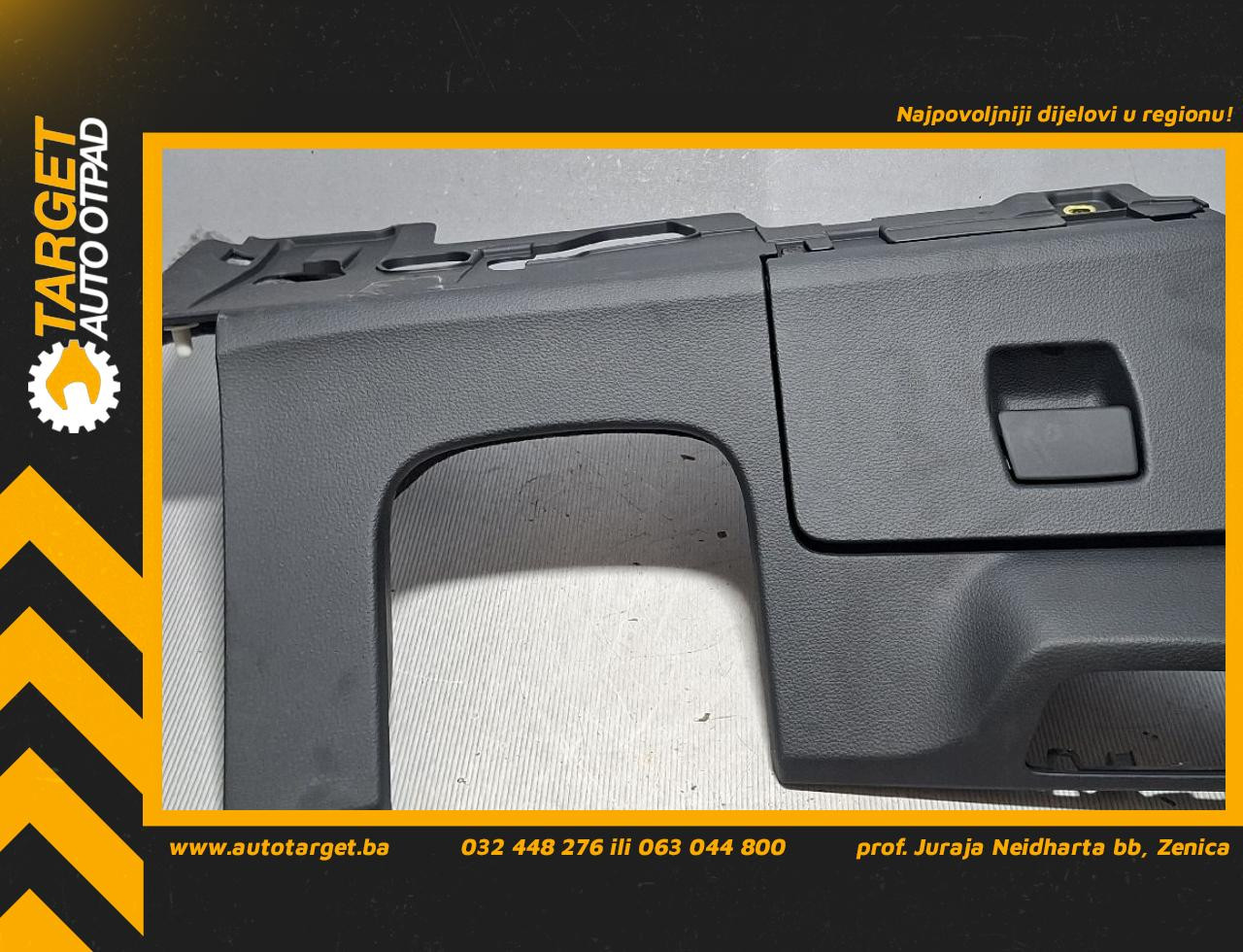 DIJELOVI PLASTIKA AUDI Q5 (FY) > 17 - 20 3.0 80B863075C