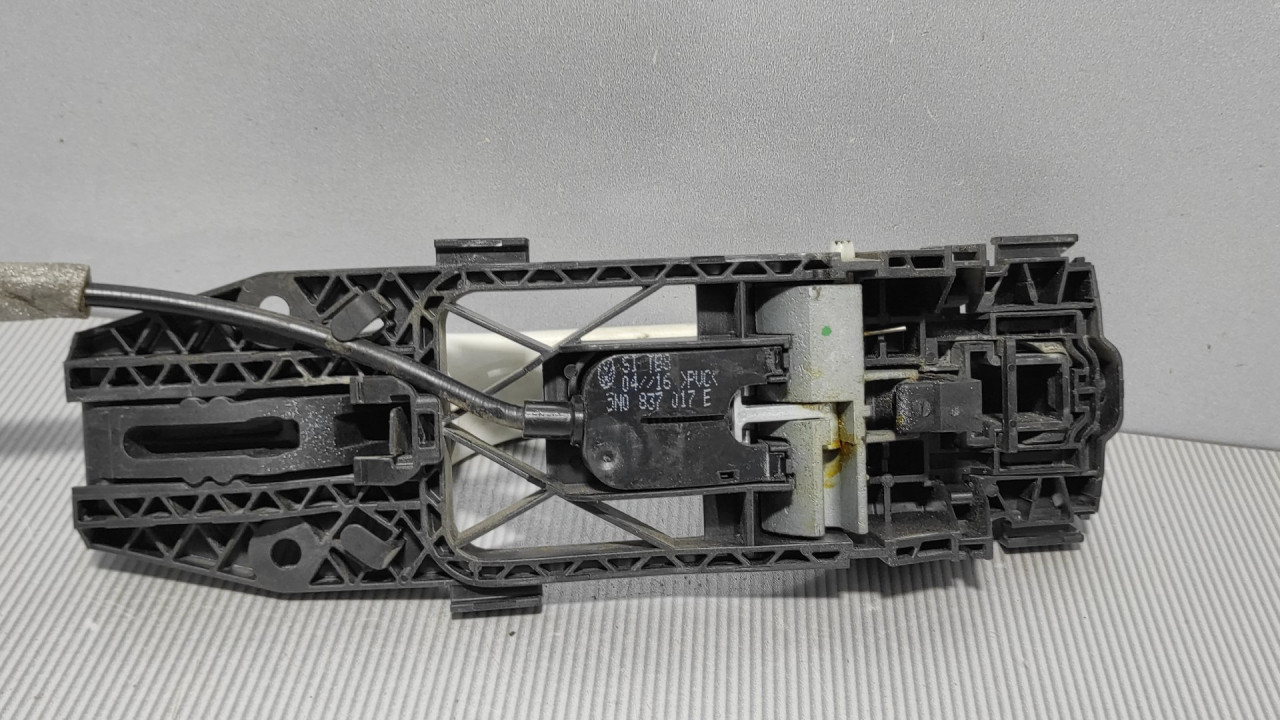 DIJELOVI RUCKA VRATA SKODA FABIA > 14- 5N0839885H