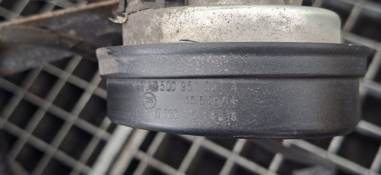 DIJELOVI SIRENA VW GOLF 7 > 12-16 2.0 5Q0951221A