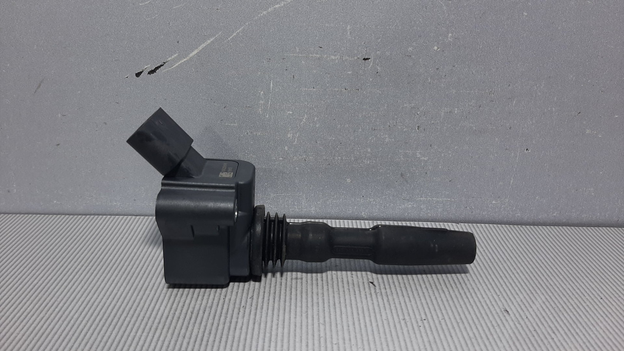 DIJELOVI BOMBINA AUDI A1 > 14- 04E905110K