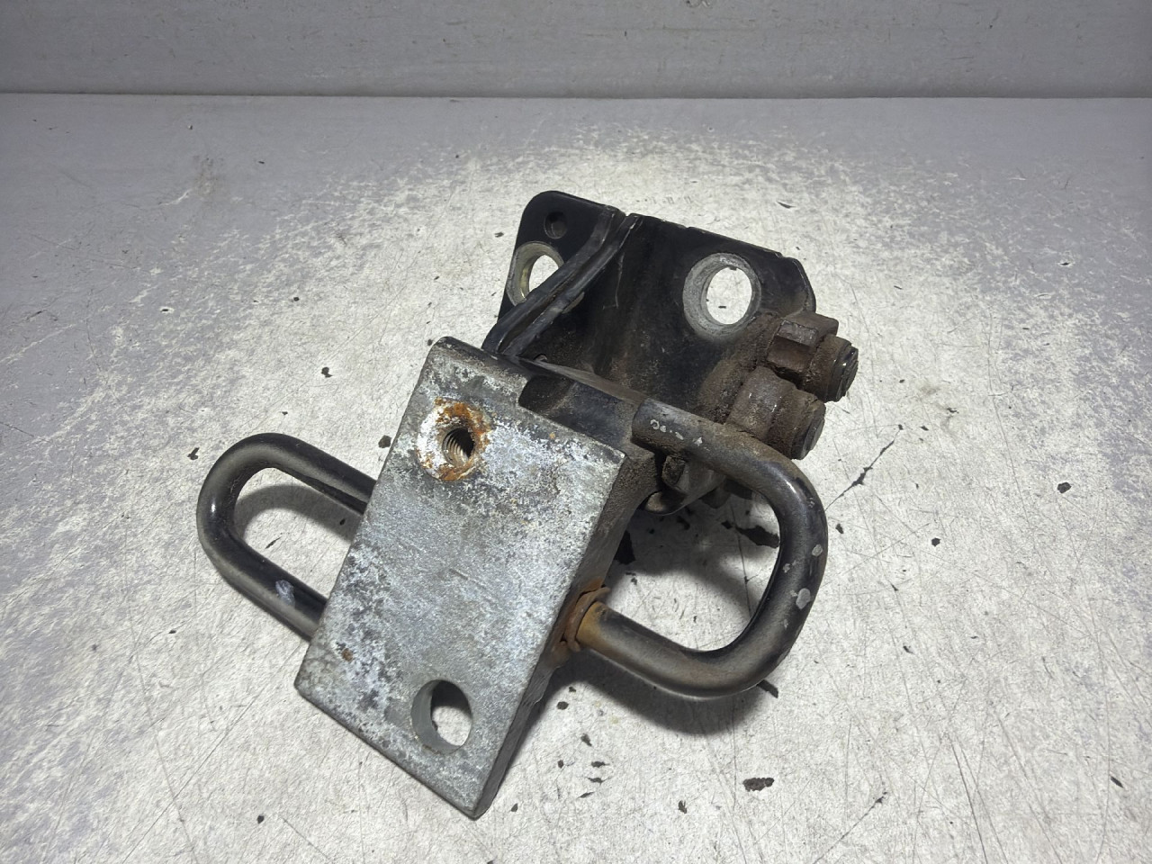 DIJELOVI BAGLAMA VW PASSAT B7 > 10-14 3C8833412B