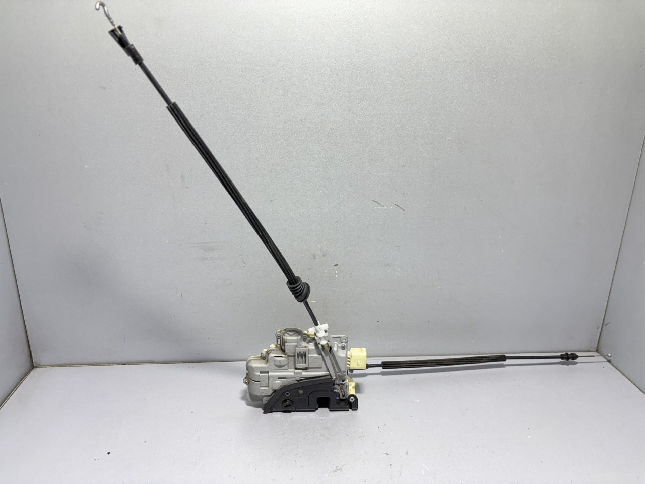 BRAVA VRATA VW PASSAT B6 > 05-10 3C4839015A