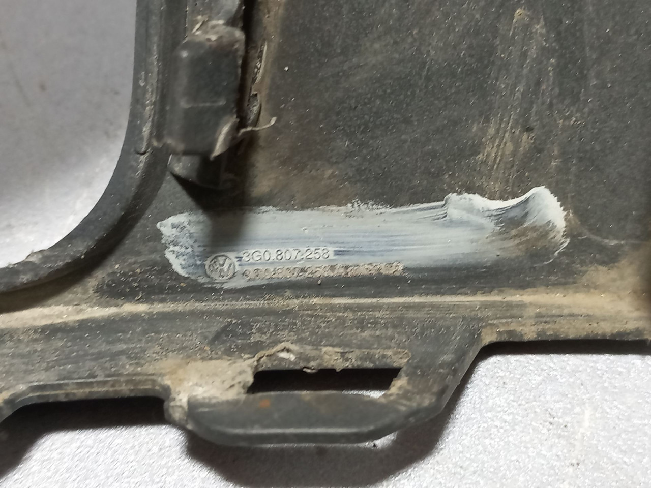 RUB BLATOBRANA VW PASSAT B8 > 14- 3G0807258