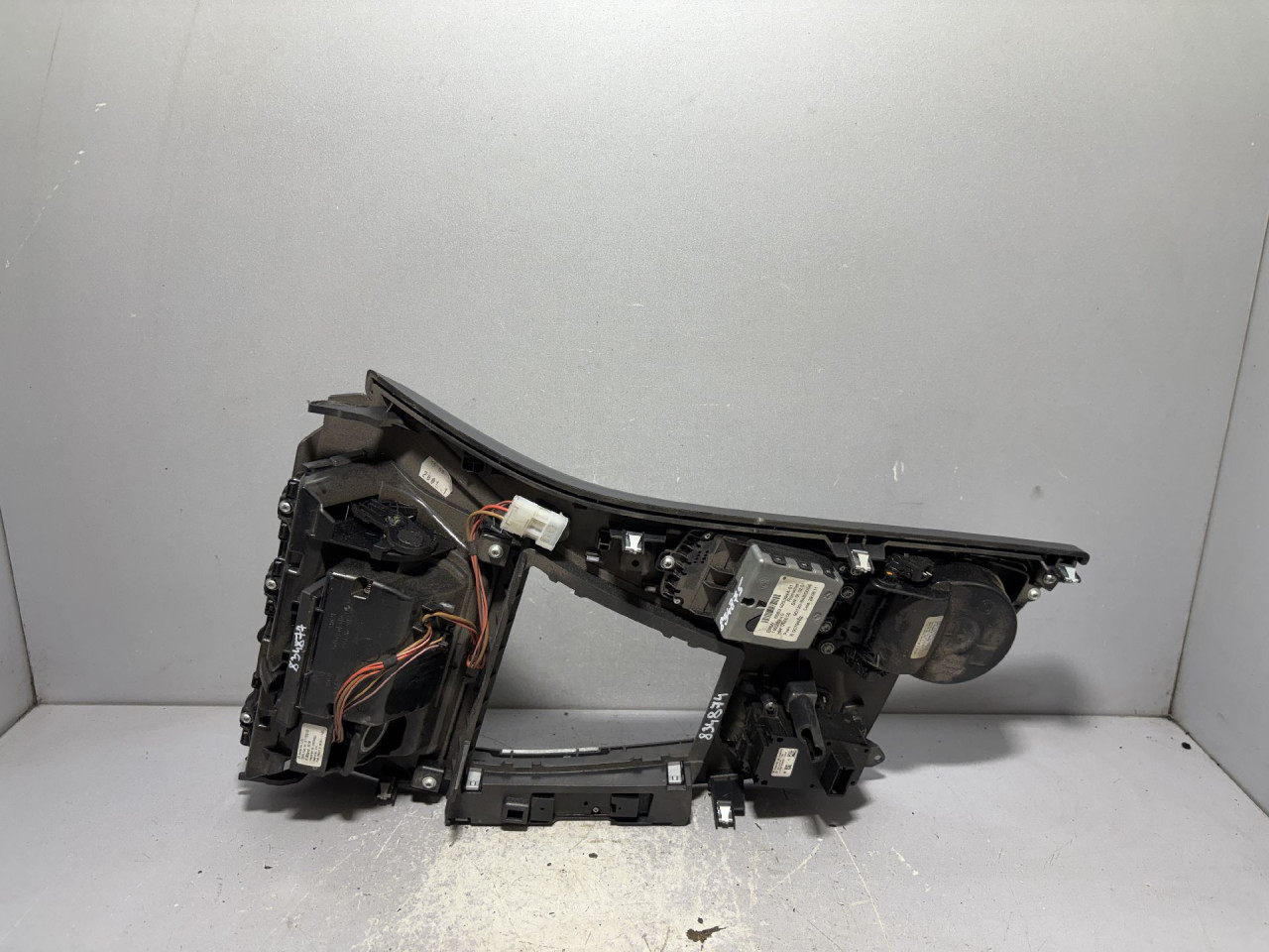 DIJELOVI PLASTIKA BMW SERIJA 5 (F10/F11) > 10-13
