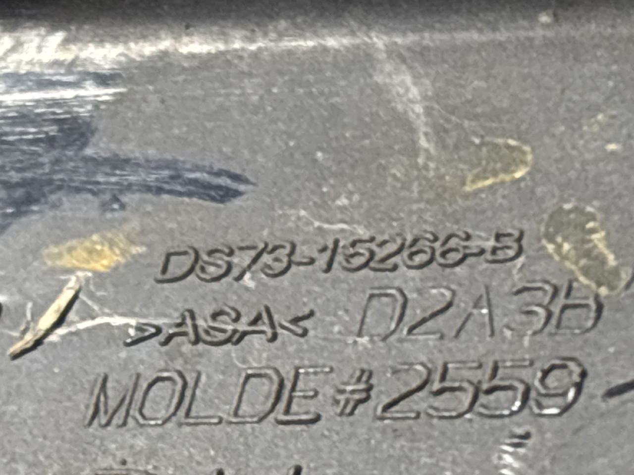 DIJELOVI PLASTIKA BRANIKA FORD MONDEO > 14-19 DS73-15266-B