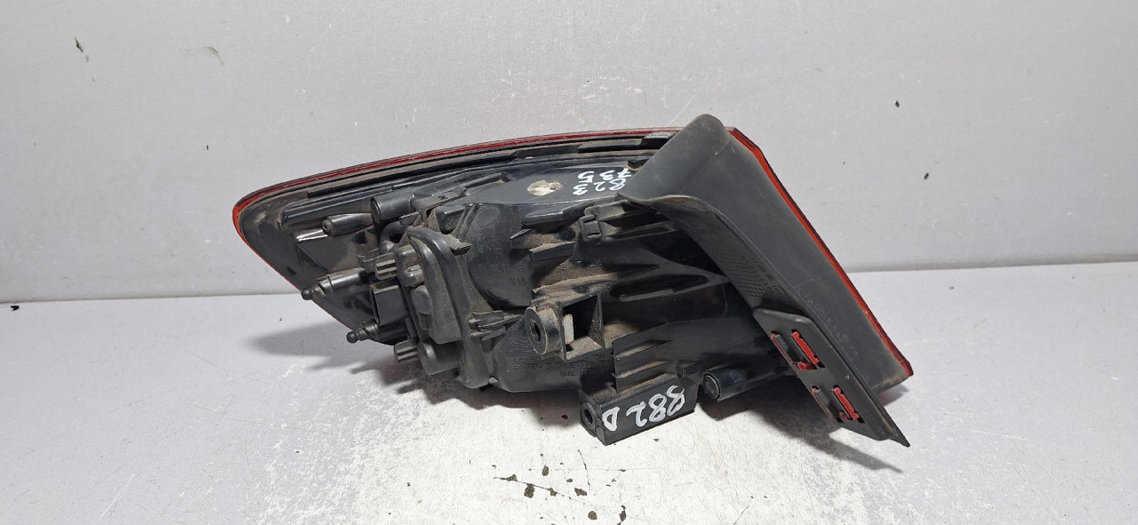 STOP SVJETLO AUDI A3 (8V1/8VA) > 12-16 8V4945096C