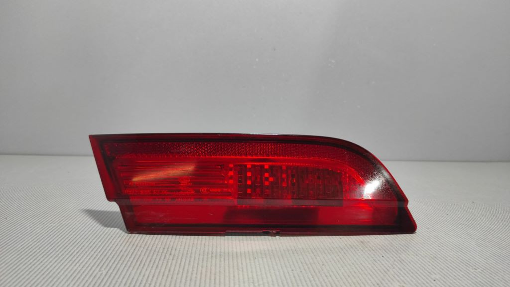 DIJELOVI STOP SVJETLO JAGUAR XF > 08-11 8X2315K273