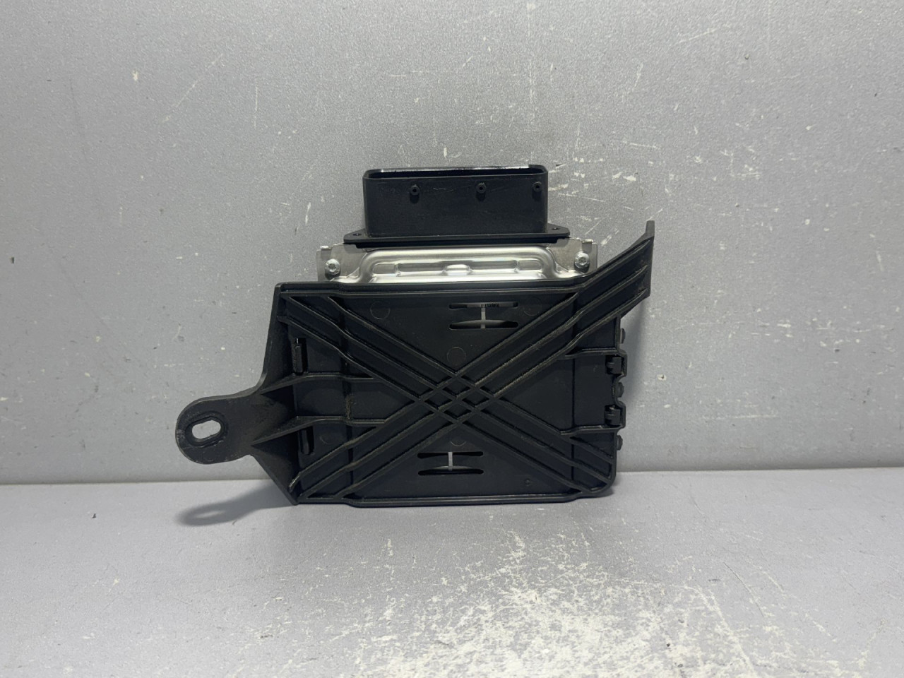 ELEKTRONIKA MODUL BMW SERIJA 7 (G11/G12) > 16-19 748814