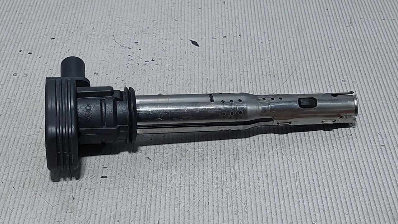 DIJELOVI BOMBINA AUDI A3 > 03-08 07K905715F