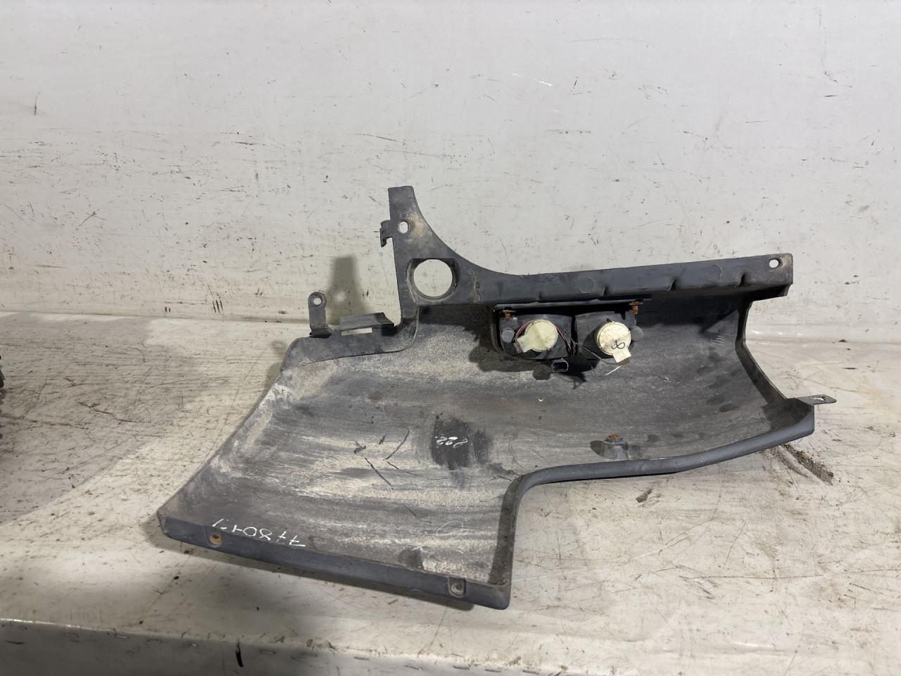 PLASTIKA BRANIKA OPEL VIVARO > 07-14 7700313231