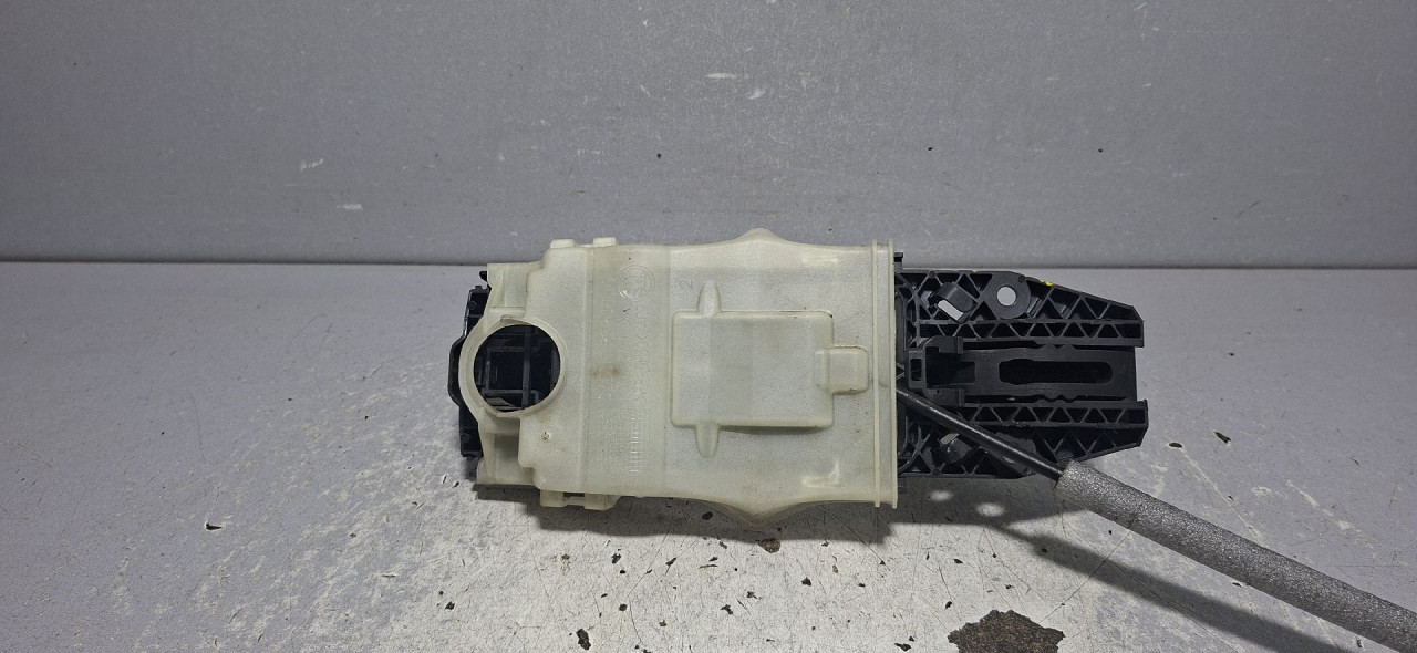 DIJELOVI RUCKA VRATA SKODA SUPERB > 15-19 1.6 7P6839885
