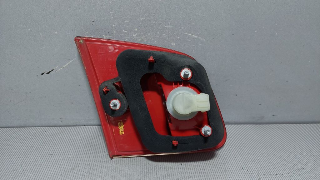 DIJELOVI STOP SVJETLO SAAB 9-5 > 06-09 12755792