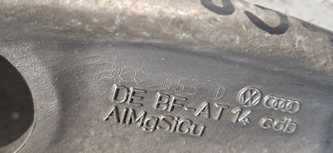 DIJELOVI LAFETA AUDI Q3 > 11-15 3C0153D