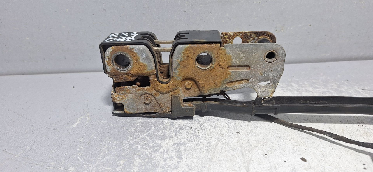 DIJELOVI BRAVA HAUBE VW PASSAT B6 > 05-10