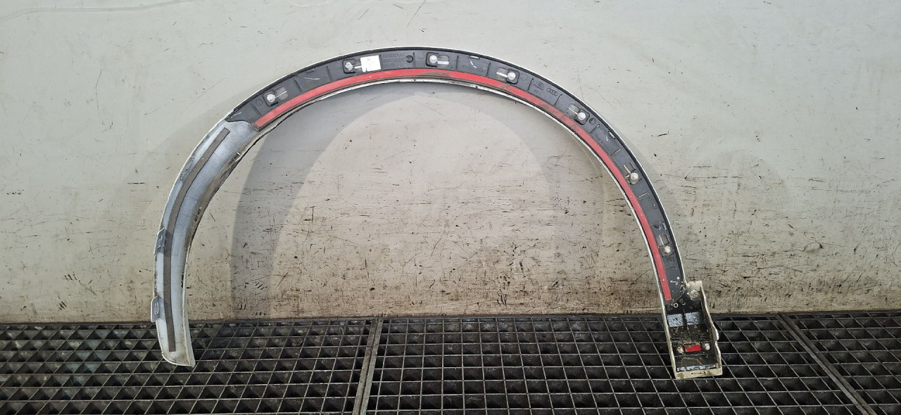 DIJELOVI RUB BLATOBRANA AUDI Q3 > 11-15 2.0 8U0853718A