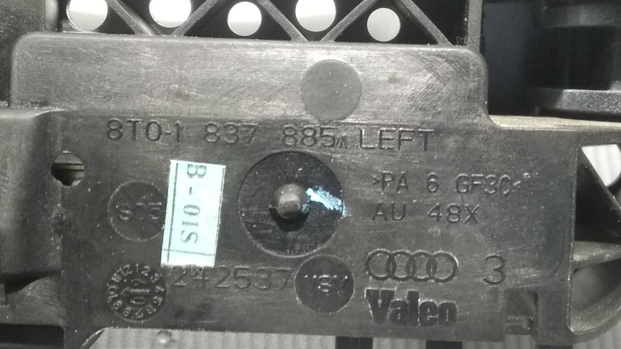RUCKA VRATA AUDI A4 (B8) > 07-11 8T0837885A
