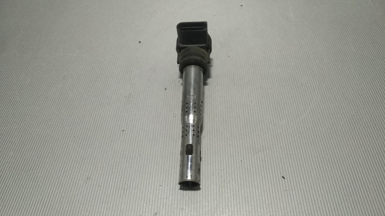 DIJELOVI BOMBINA AUDI A4 (B8) > 12-15 07K905715F