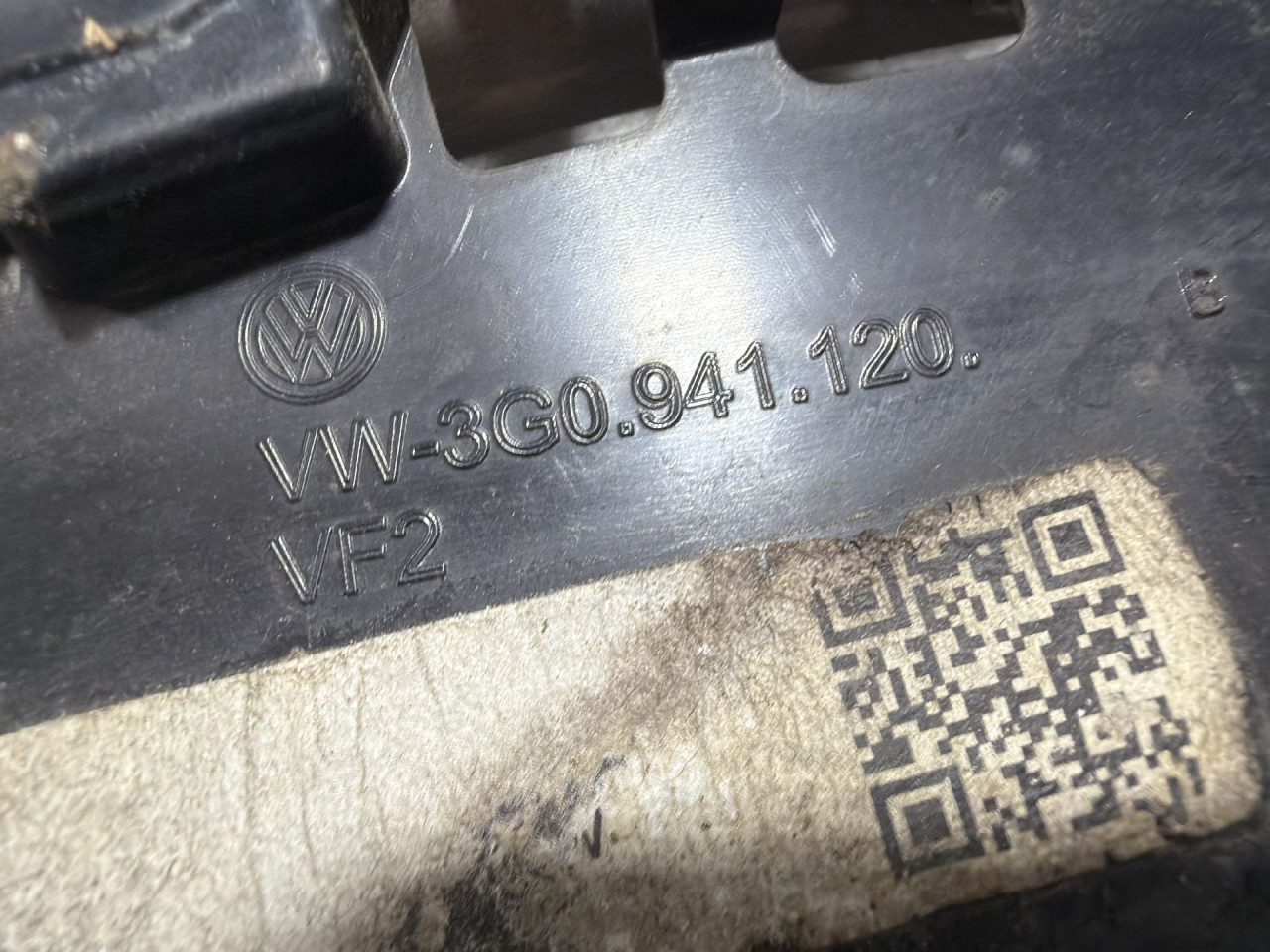 DIJELOVI LAJSNA VW PASSAT B8 > 14-19 3G0941120