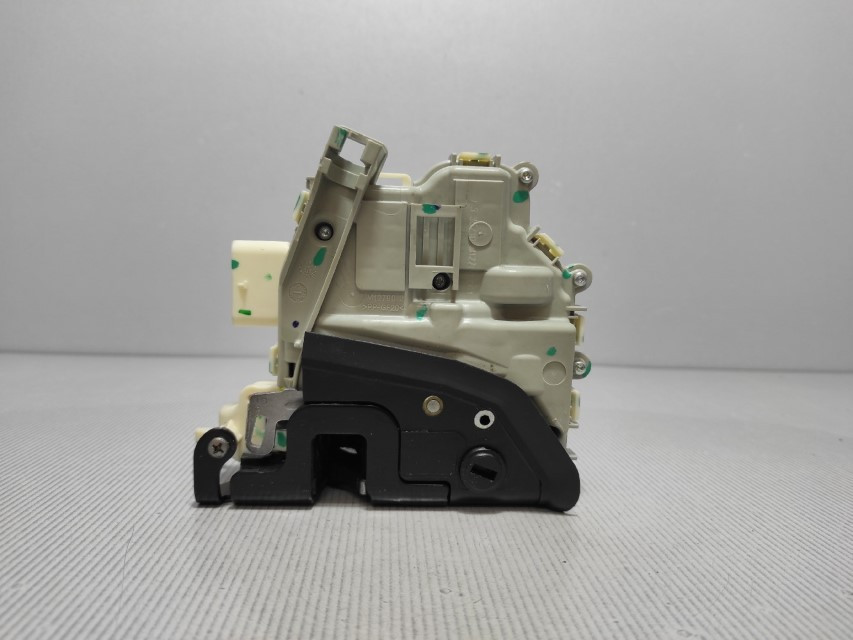 BRAVA VRATA AUDI A4 (B8) > 07-11 8K0839016C