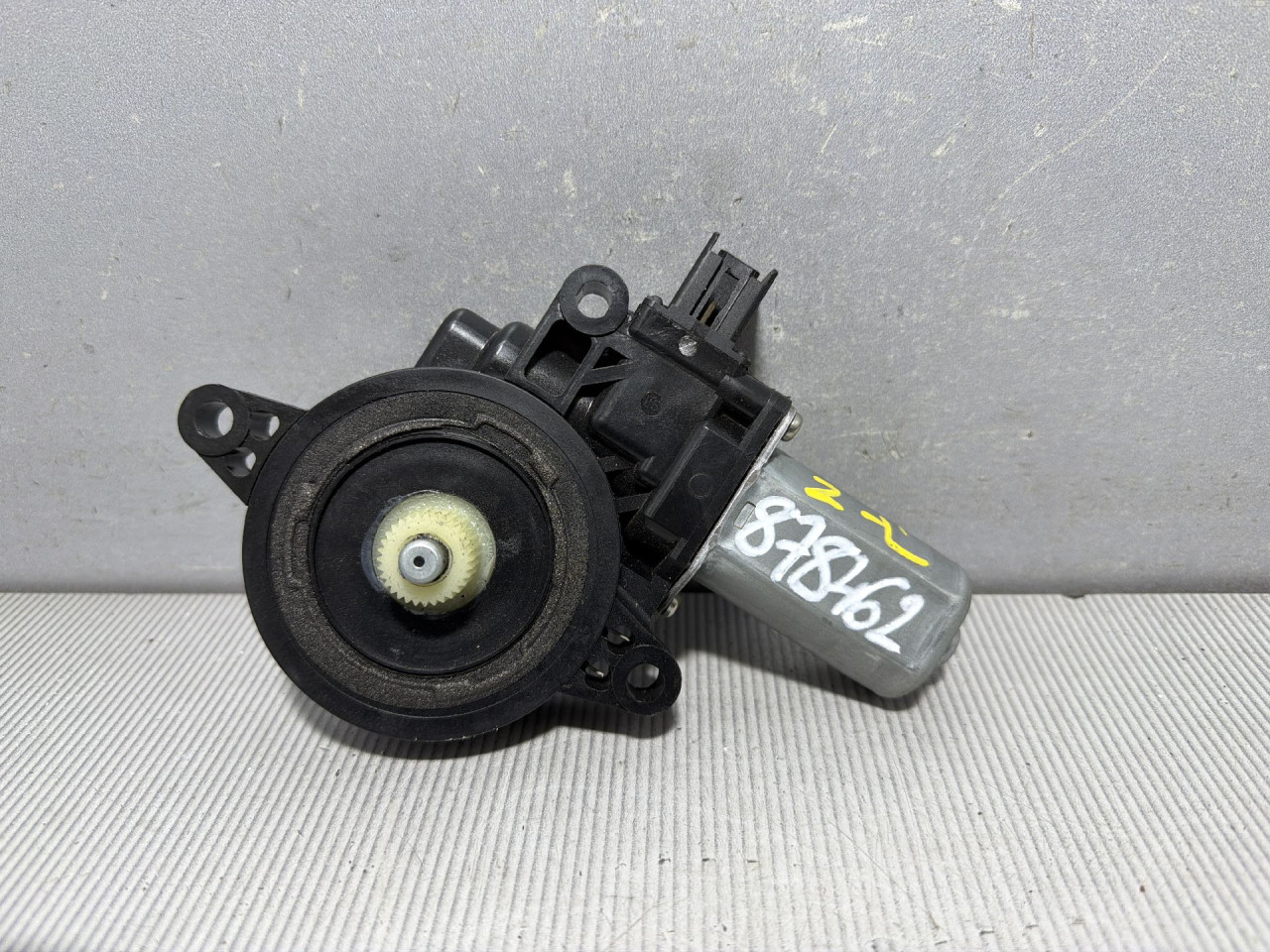 DIJELOVI MOTORIC PODIZACA STAKLA MAZDA 6 > 13-16 2.2 D6515958X