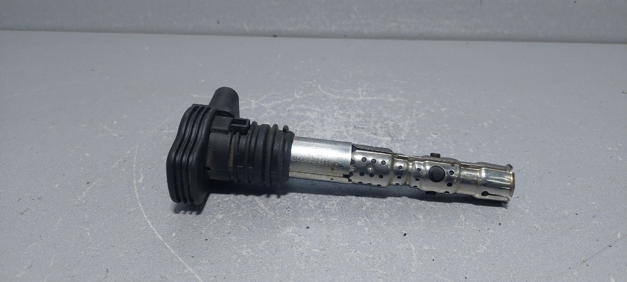 DIJELOVI BOMBINA AUDI A6 > 97-01 06B905115R