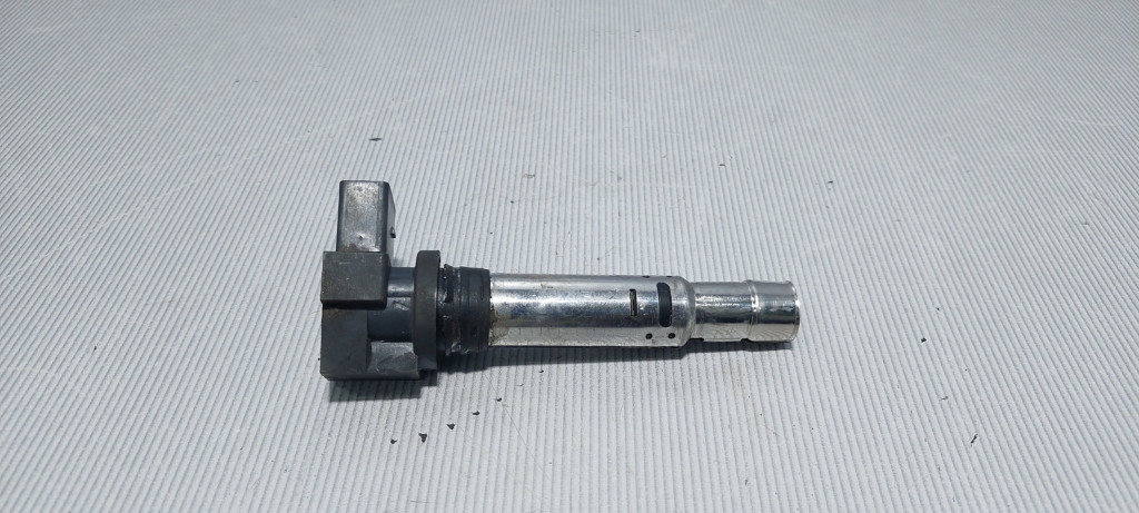 DIJELOVI BOMBINA VW PASSAT B7 > 10-14 036905715G