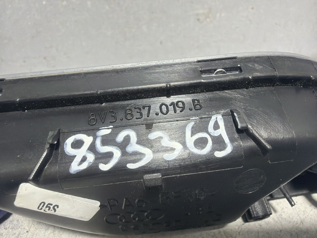 UNUTRASNJA RUCKA VRATA AUDI A3 (8V1/8VA) > 12-16 8V3837019B