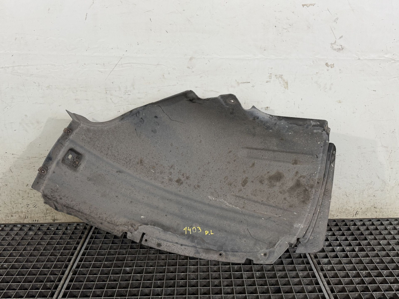 UNUTRASNJI BLATOBRAN MERCEDES ML (W164) > 08-11 A1648840122