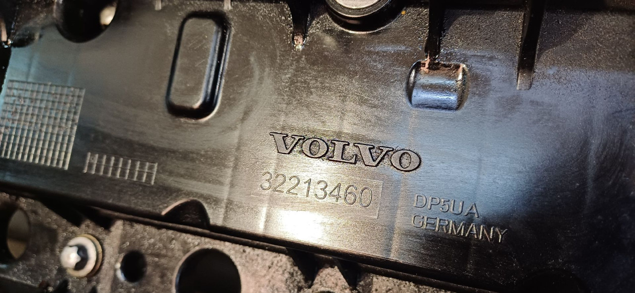 DIJELOVI DEKLO VOLVO XC90 > 14-19 32213460