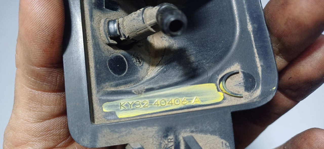 KAMERA LAND ROVER DISCOVERY > 17 -  KY32-40406-A