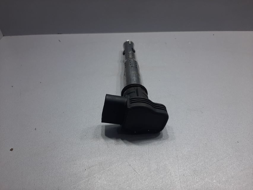 DIJELOVI BOMBINA AUDI A4 (B7) > 04-07 07K905715D
