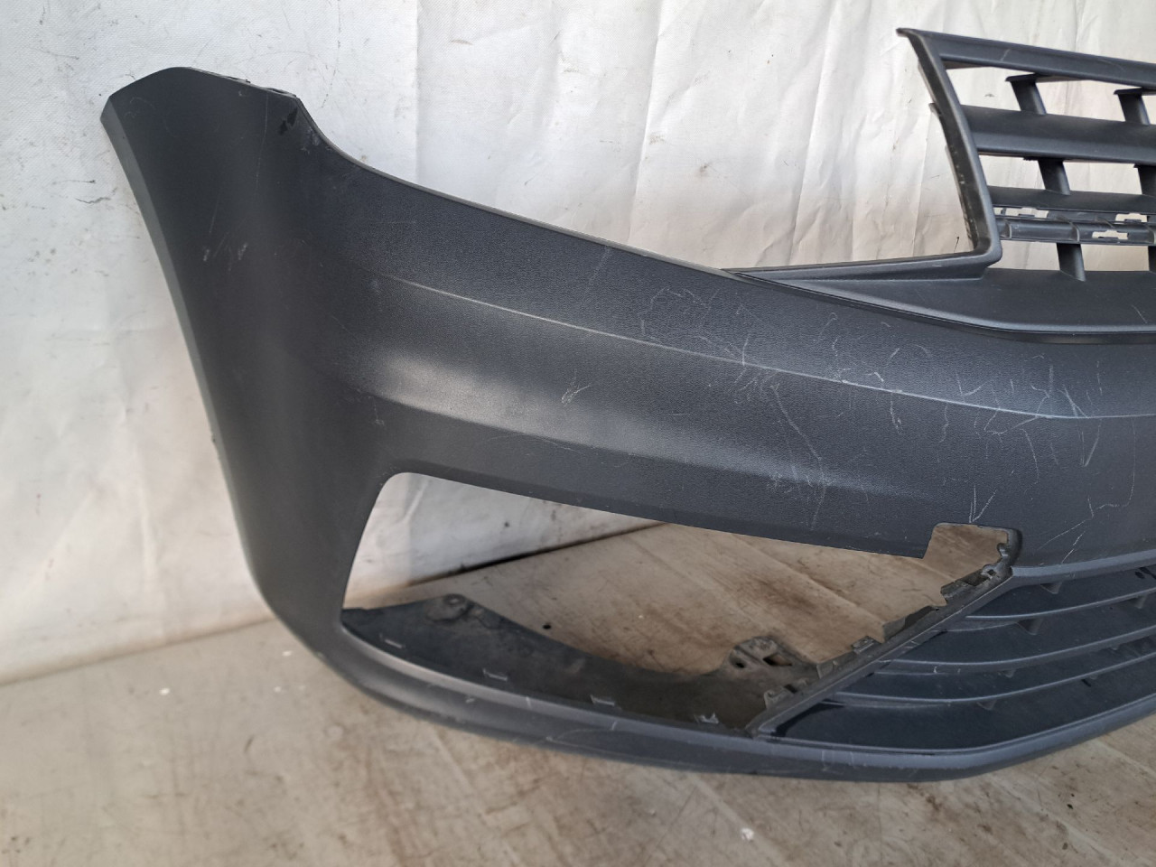 DIJELOVI BRANIK VW CADDY > 15-20 2K5807221J