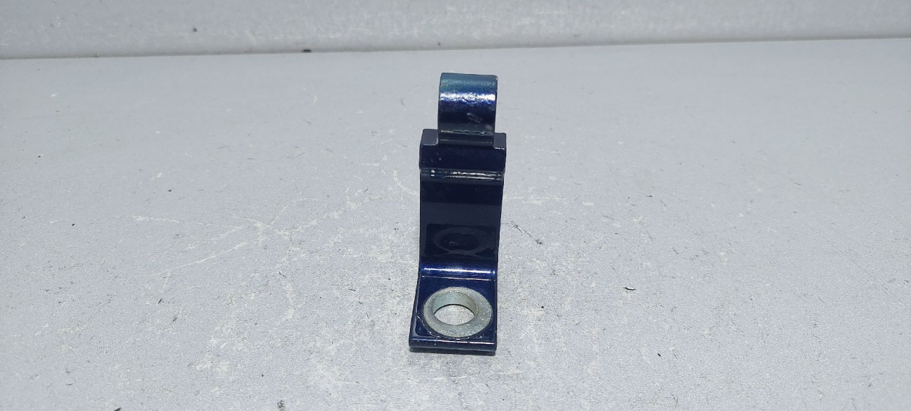DIJELOVI BAGLAMA AUDI Q3 > 18- 8V5833403C