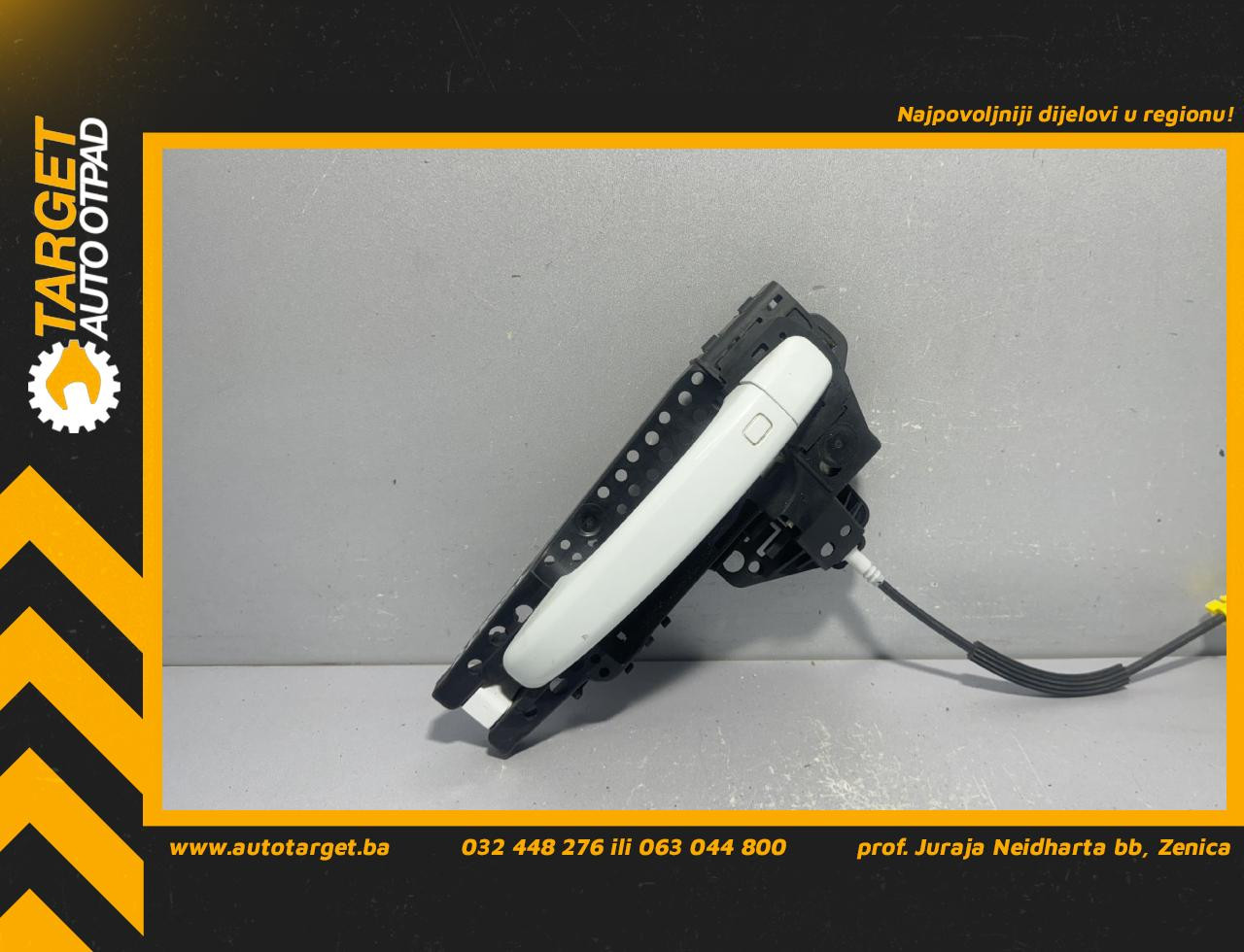 RUCKA VRATA AUDI A4 (B8) > 12-15 8T0837885B