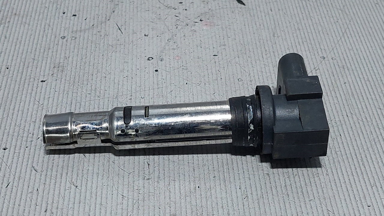 DIJELOVI BOMBINA VW PASSAT B7 > 10-14 036905715G