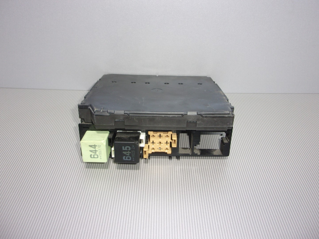 BCM ELEKTRONIKA VW CADDY > 10-15 2K5937085