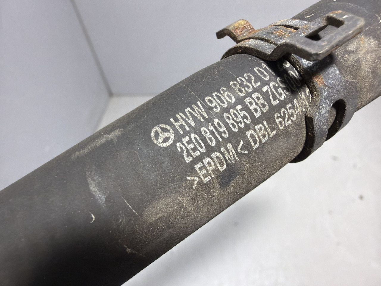 DIJELOVI CRIJEVO VW CRAFTER > 11-16 2.0 2E0819895BB
