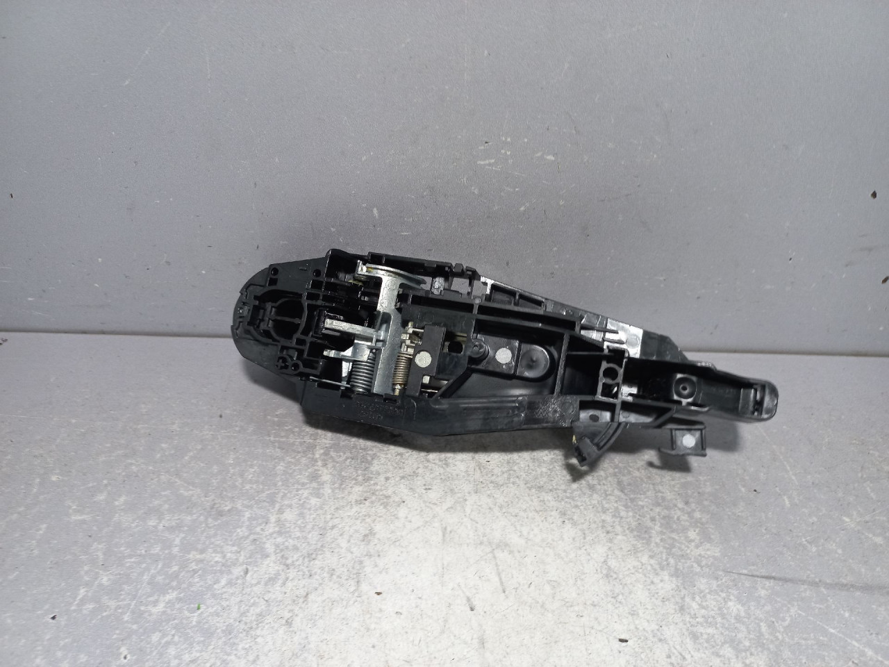 RUCKA VRATA PEUGEOT PARTNER > 15-18 9802977380