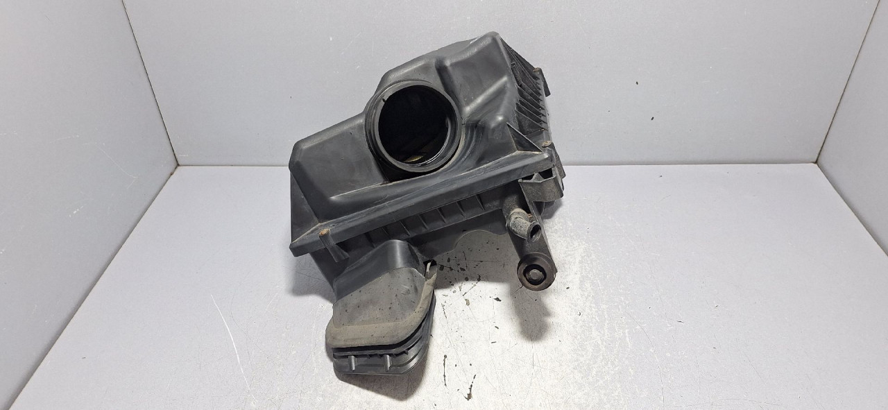 DIJELOVI KUCISTE FILTERA ZRAKA OPEL ASTRA J > 12-15 13311896
