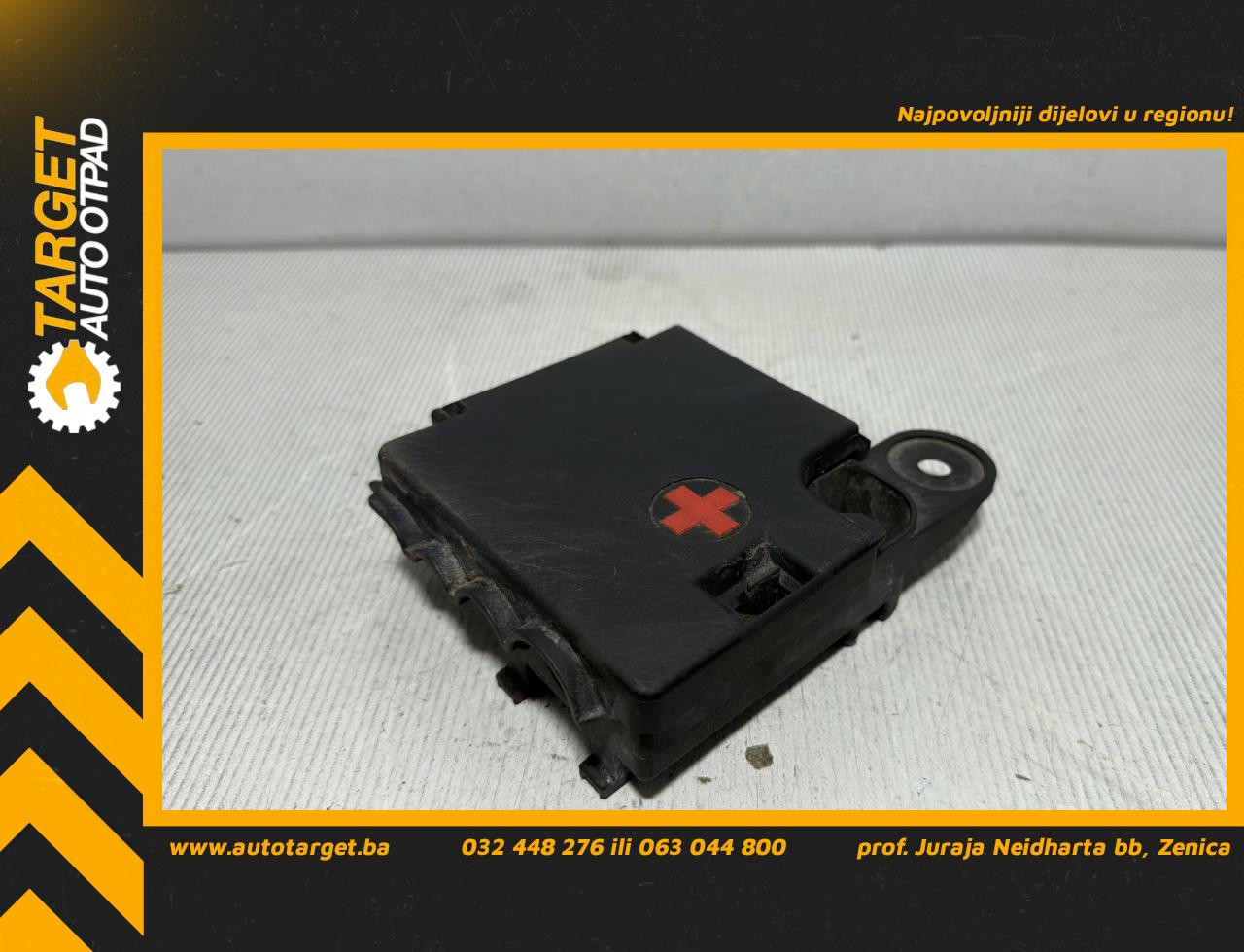 DIJELOVI KLEMA AUDI A4 (B8) > 12-15 2.0 8K0937517B