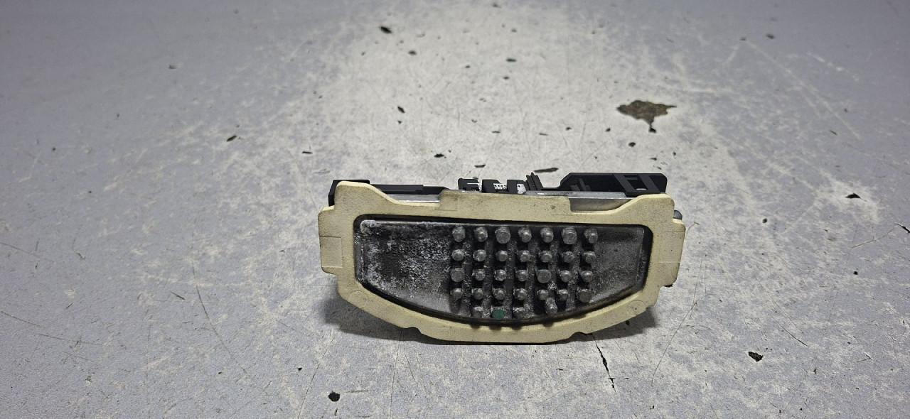 DIJELOVI ELEKTRONIKA REOSTAT VW TOUAREG > 11-14 3.0 F011500082