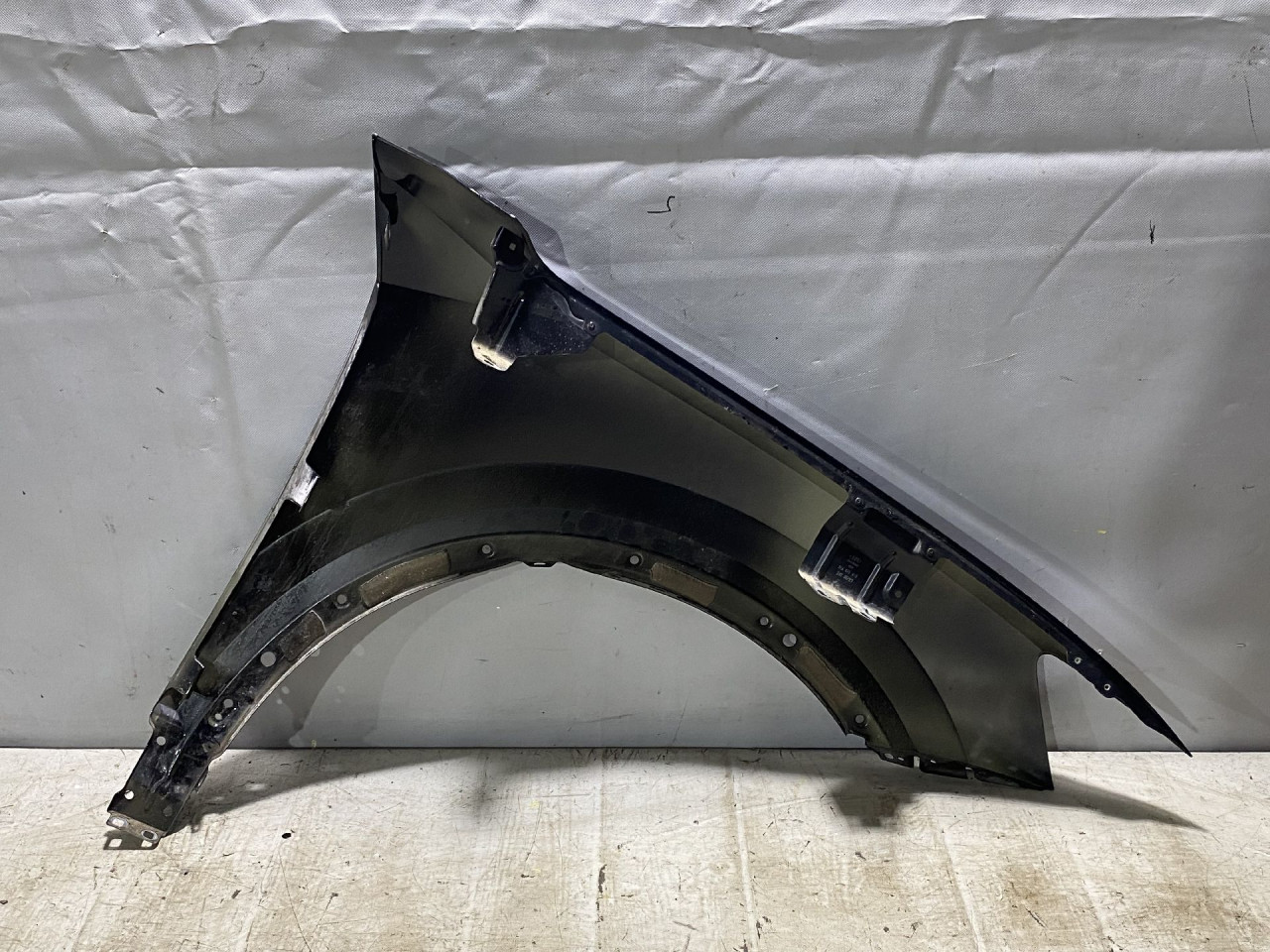 DIJELOVI BLATOBRAN AUDI Q2 > 16-20 81A821469