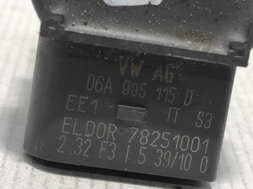 DIJELOVI BOMBINA AUDI A3 > 96-03 06A905115D