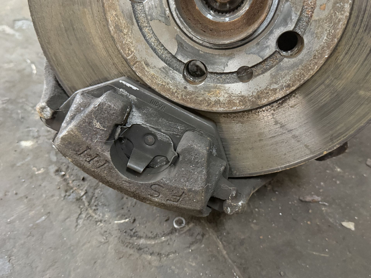 DIJELOVI KOCIONA KLJESTA VW POLO > 09-14 1.2 1K0615123D