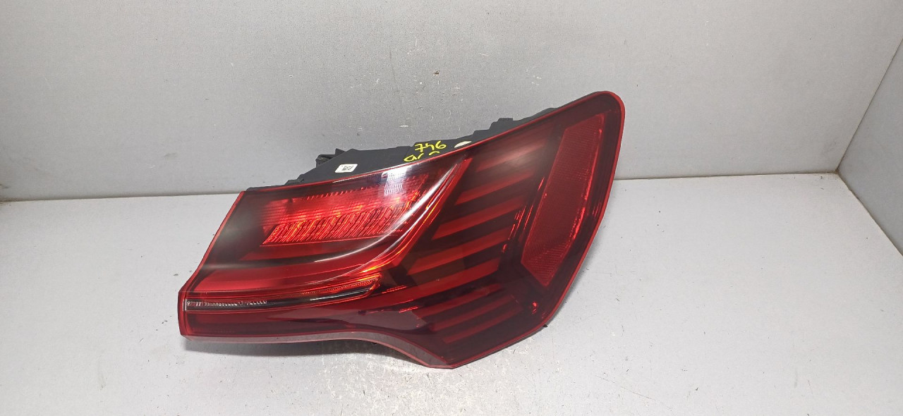 DIJELOVI STOP SVJETLO AUDI E-TRON > 18- 4KE945092D