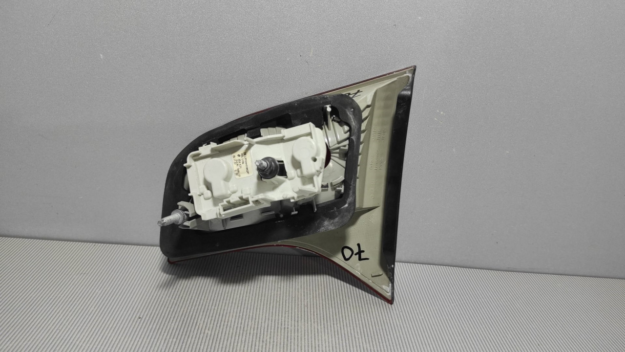 STOP SVJETLO AUDI A4 (B7) > 04-07 8E9945093A