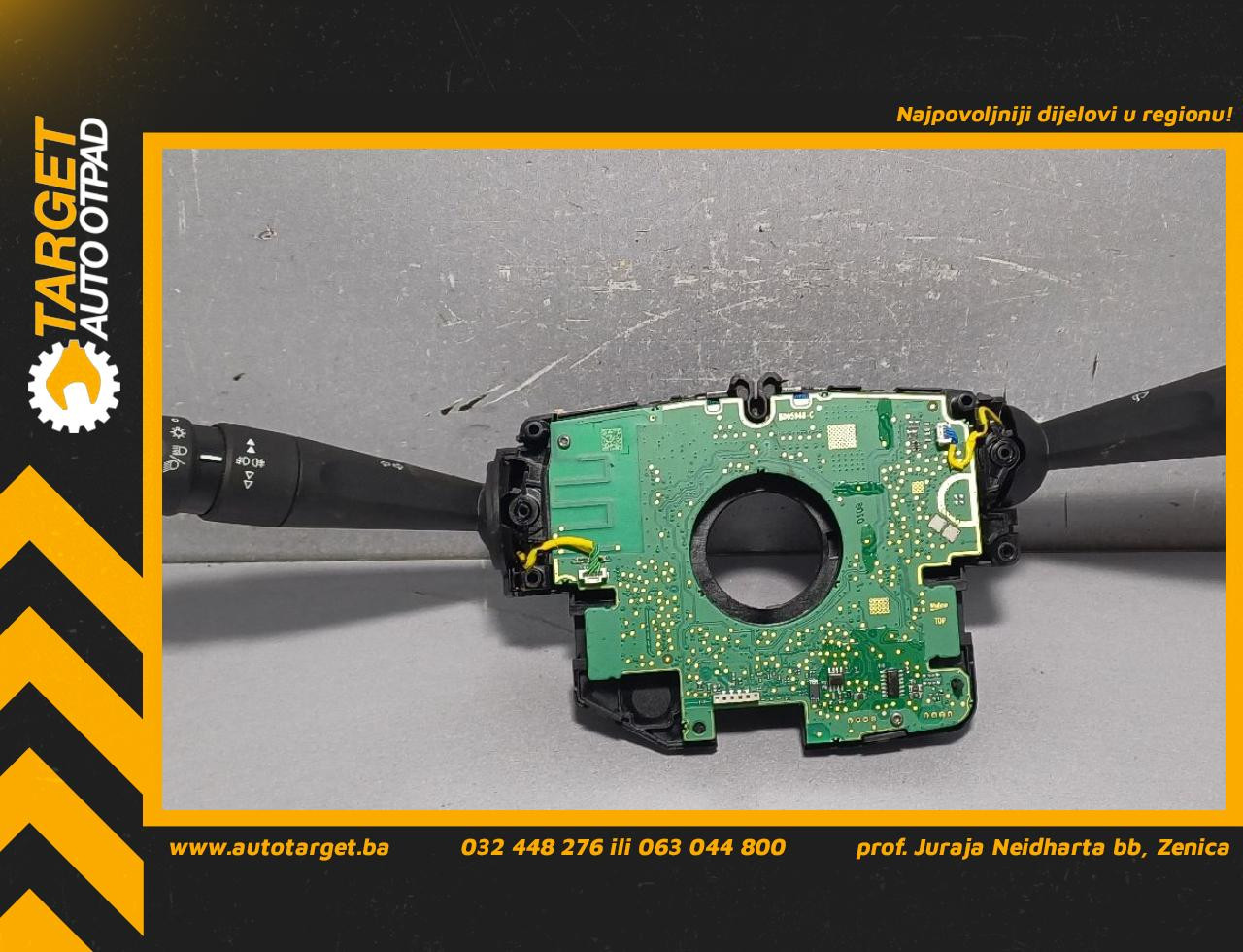 DIJELOVI RUCICE VOLANA PEUGEOT 208 > 12-15